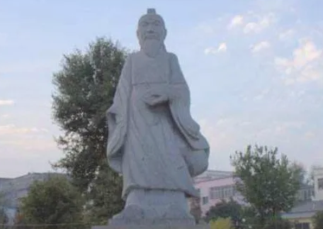 主张神灭论的有谁？有名的人有几个？