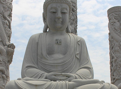 小乘大乘佛法的根本区别是什么？强调的是什么？