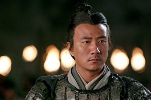 赵云给刘备支一招，为啥文官不高兴武将也厌弃？