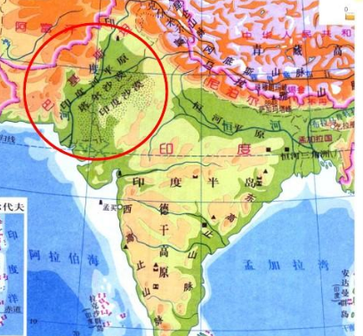 印度河流域热带沙漠气候的成因是什么？有什么因素存在？