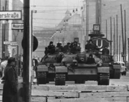 第二次柏林危机的原因是什么？当时都发生了什么？