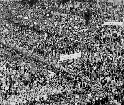 第一次柏林危机的根本原因是什么？时间是在哪一年？