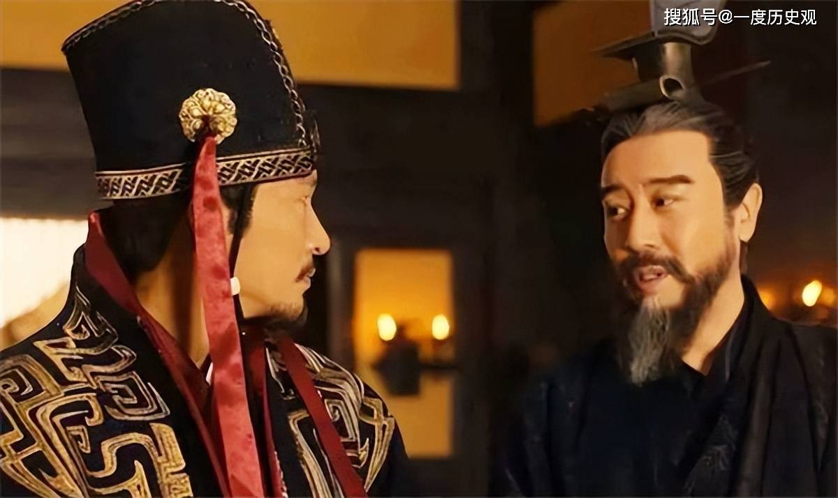 杨彪回怼曹操为何瘦了