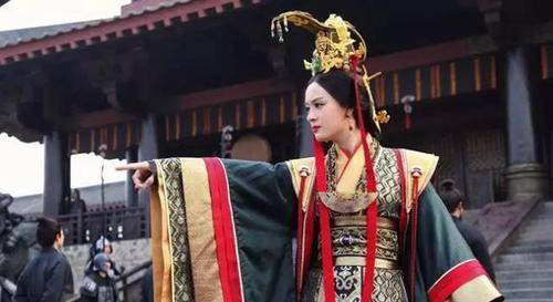 秦国宣太后与义渠王有私情，生有两个孩子，二子结局怎么样？