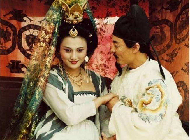 安史之乱中盐税如何拯救唐朝？唐代五口之家每月用盐13斤