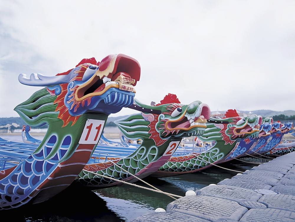 端午节赛龙舟的习俗起源是什么？为什么祭拜伍子胥和屈原？
