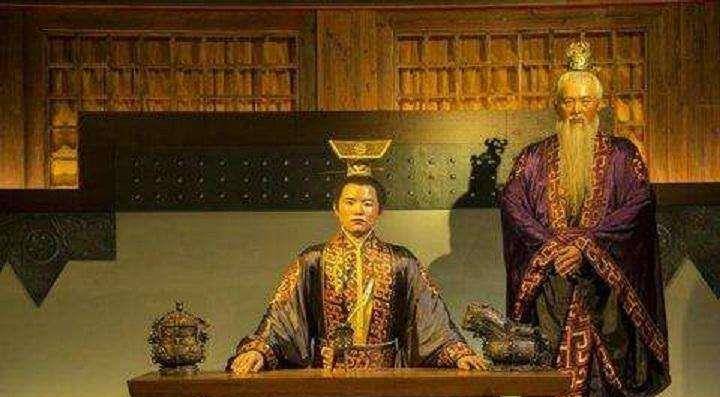 周臣献宝物美女，商纣王赦免周文王，文王献洛河以西土地，纣王废炮烙之刑