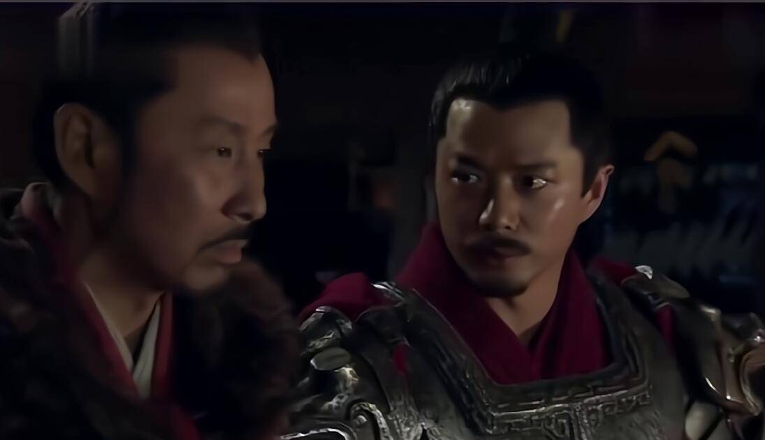 韩信已经是齐王了，刘邦为什么还能轻易夺取韩信的兵权？