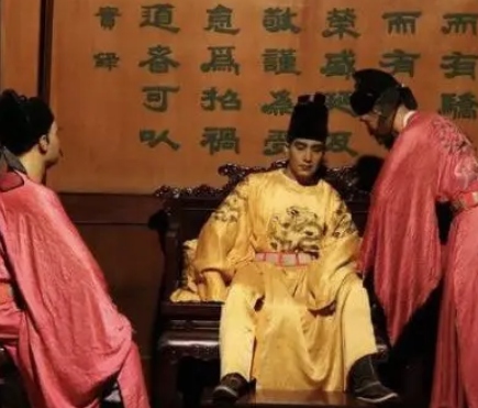 明朝都是长子继位吗？为什么会这样？
