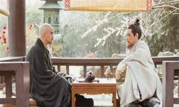 

朱棣送高僧姚广孝一群宫女，他为何到寺庙去睡？22年后发现真高明