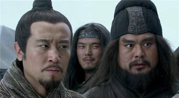 好的，以下是按要求生成的


张飞为逃命丢了刘备妻子，事后刘备冷冷说了一句话，竟成黑帮名句