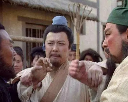  张飞是谁？他打的督邮叫什么名字？