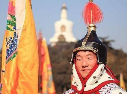 满人和旗人是一回事吗？两者之间有什么区别？