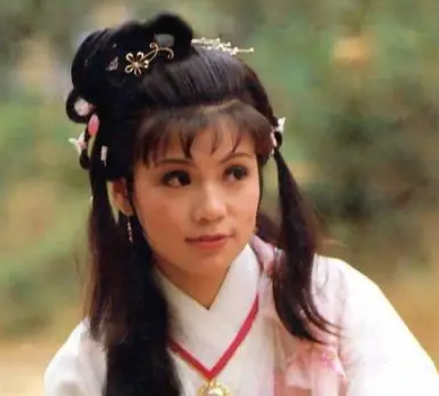  郭靖是怎么拿到武穆遗书的？发生了什么？