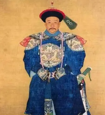  军机大臣是什么地位？相当于宰相吗？