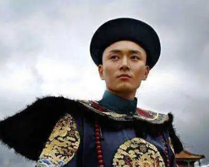 清朝为什么会有军机大臣？是几品官？