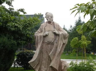 王维为什么称为诗佛？他的诗歌有何特点？