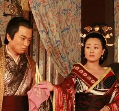 吕雉被叫野鸡的原因是什么?她做了什么？
