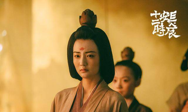 杨玉环从寿王妃到成为唐玄宗的杨贵妃：一段历史的探索