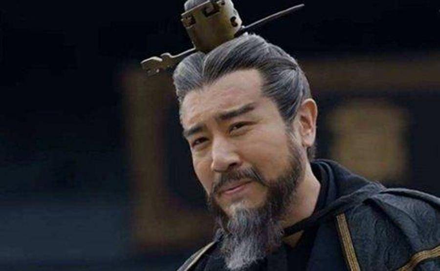 曹操的几个儿子里，有几个特别优秀，但是最后为什么是他继承了一切？