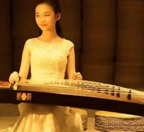 为什么不建议女孩子学古筝？原因是什么？
