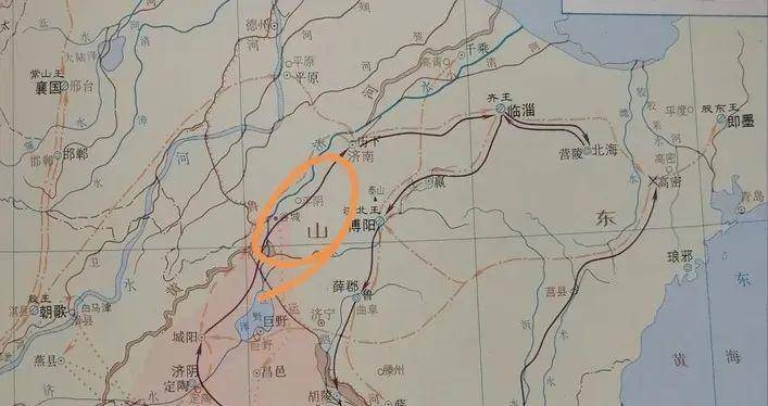 项羽乌江自刎后，头颅葬于何处？
