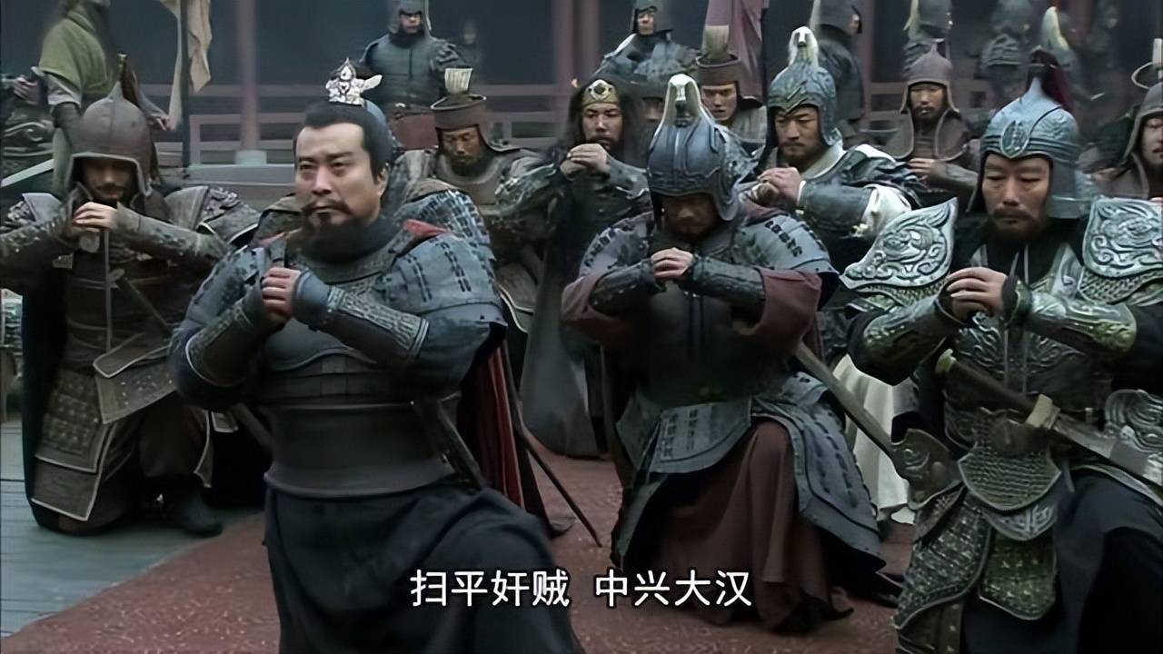 为何袁术敢在汉献帝还活着时公然称帝？
