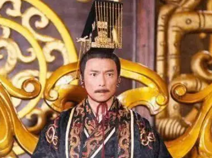  李旦把皇位让给武则天是因为什么？有什么顾虑？