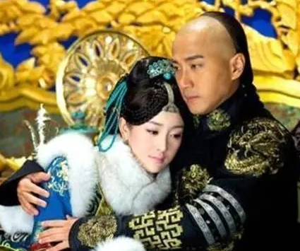 皇太极爱东哥还是海兰珠？感情是什么样的？