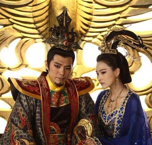 那么，封神之战结束后，昏君纣王为何也被封了神？鸿钧老祖一言道破真相！