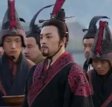  赢驷要杀商鞅的原因是什么?为什么要这么做？