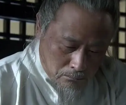 贾诩为什么恨郭嘉？两人之间有什么矛盾存在？