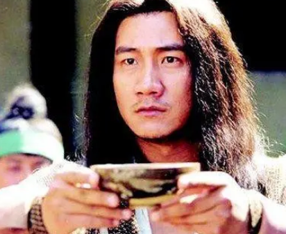 萧峰武功什么水平如何？萧峰武功是怎么来的？