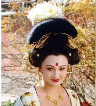 杨玉环生活在什么朝代？究竟有多美？