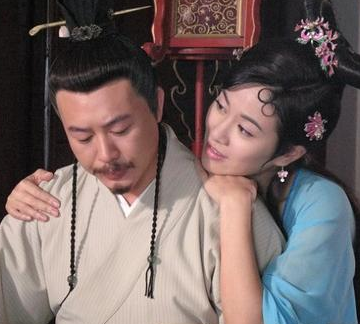 杨国忠和杨玉瑶是什么人？他们是什么关系？