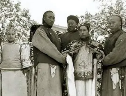 李莲英是什么结局？为什么比安德海结局好？