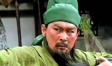关羽斩颜良诛文丑，典韦为何排名在他前面？