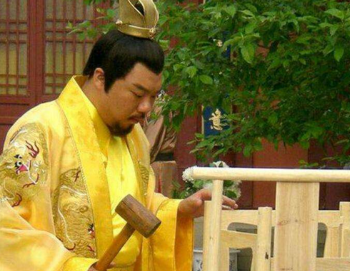明朝朱由校为什么是木匠天子？有哪些不同的原因？