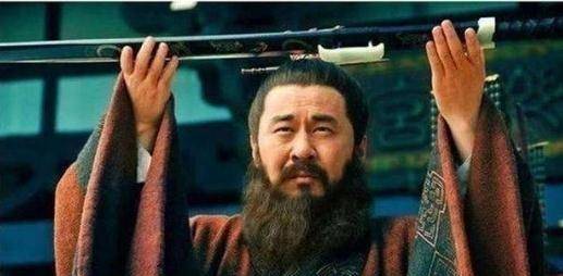 张鲁为什么嫌弃刘备？宁愿做曹操的奴仆，也不愿做刘备的贵客
