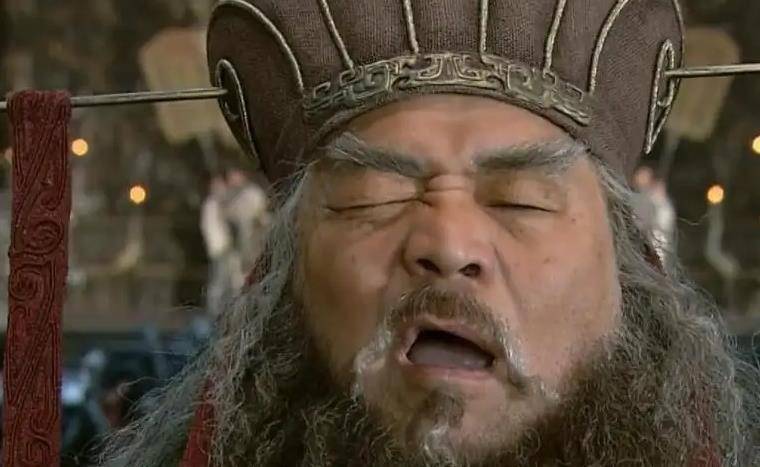 东汉小皇帝为何能拿回权力，而曹魏小皇帝只能拱手让权？