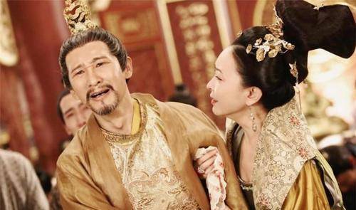 
唐代宗为郭子仪升官并送500骑兵，他只要求赐6个美人