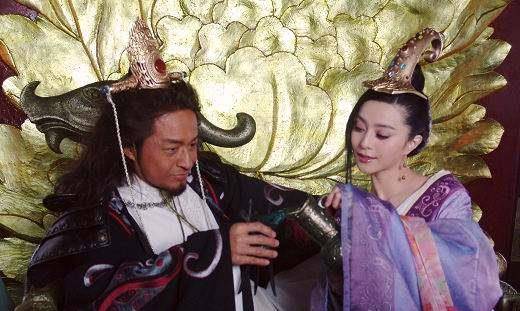 好的，请问微子启为什么被认为是商朝最大的叛逆？他与商朝的灭亡有什么关系？