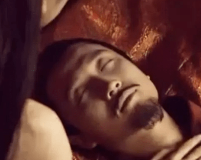 为什么说刘骜掐死自己的孩子？真相是什么？