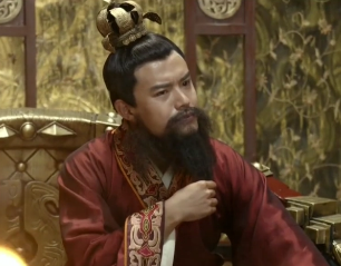 一鸣惊人的典故说的是谁的故事？是楚庄王还是齐威王？