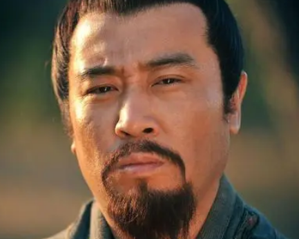 刘备是什么身份？他是谁的儿子？