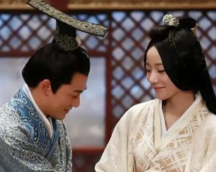 汉武帝爱卫子夫还是李夫人？汉武帝是如何对待她们的？
