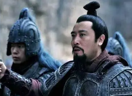  刘宏是刘备的什么人？他们之间是什么关系？