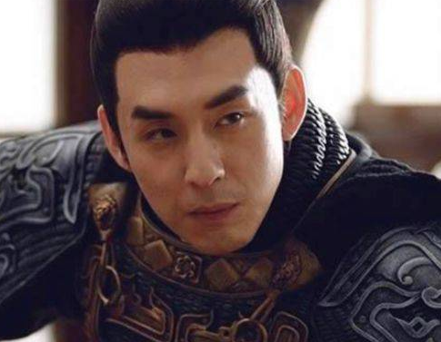 曹睿养男宠是真的吗？历史上有这件事情吗？