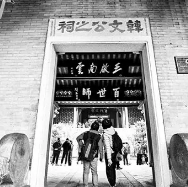 韩愈为什么会在潮州？他在潮州呆了多久？