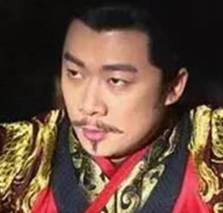 楚怀王叫熊心还是熊槐？名字叫什么？